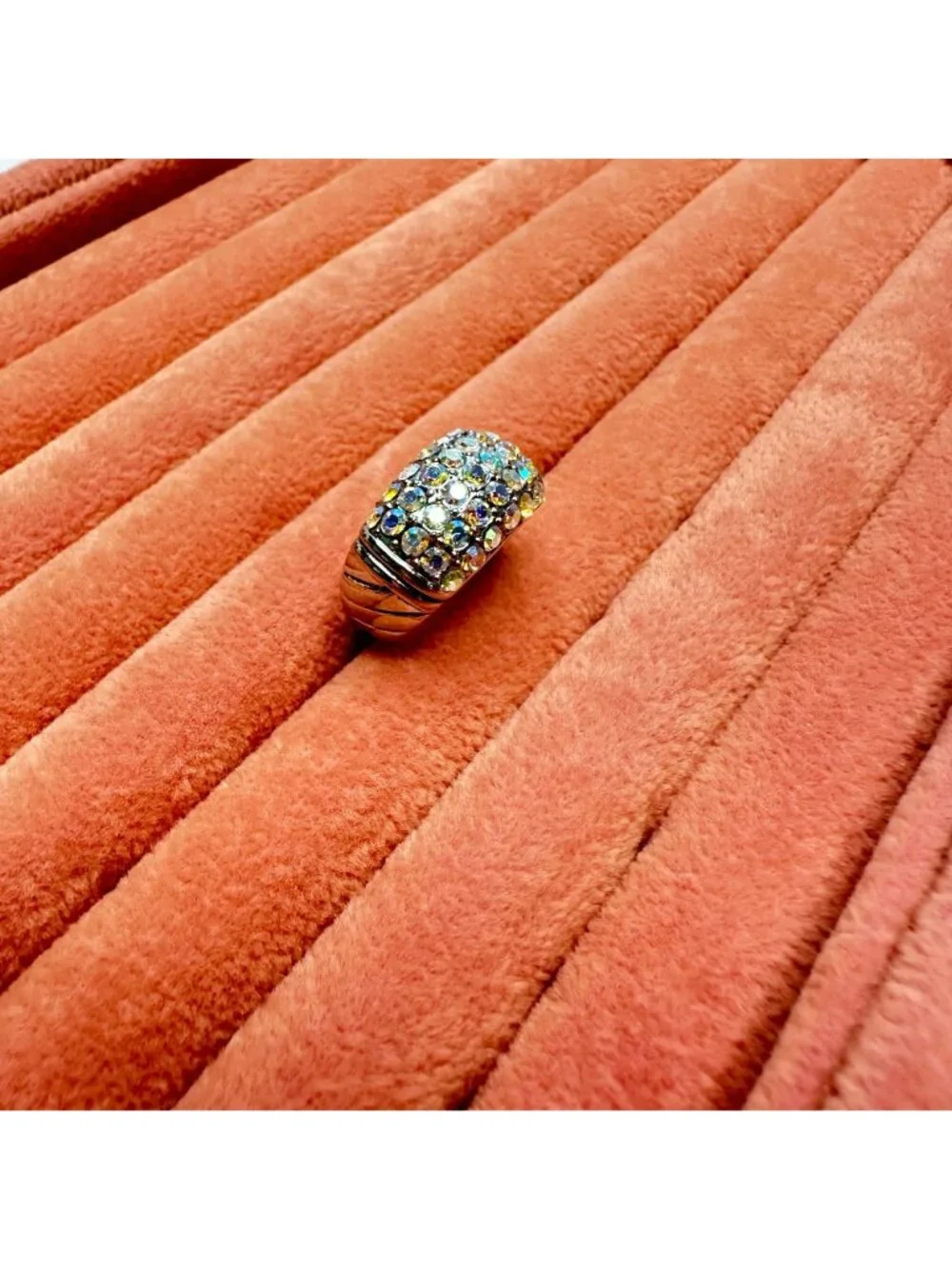 Aurora Borealis Dome Ring With Iridescent Crystals Size 7 Silver-Tone Band - Picture 2 of 12